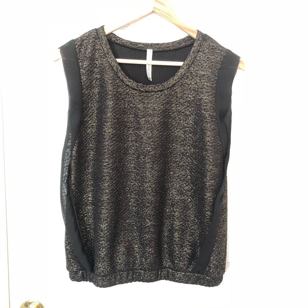 Paper Crane Metallic Gold & Black Top Sz L